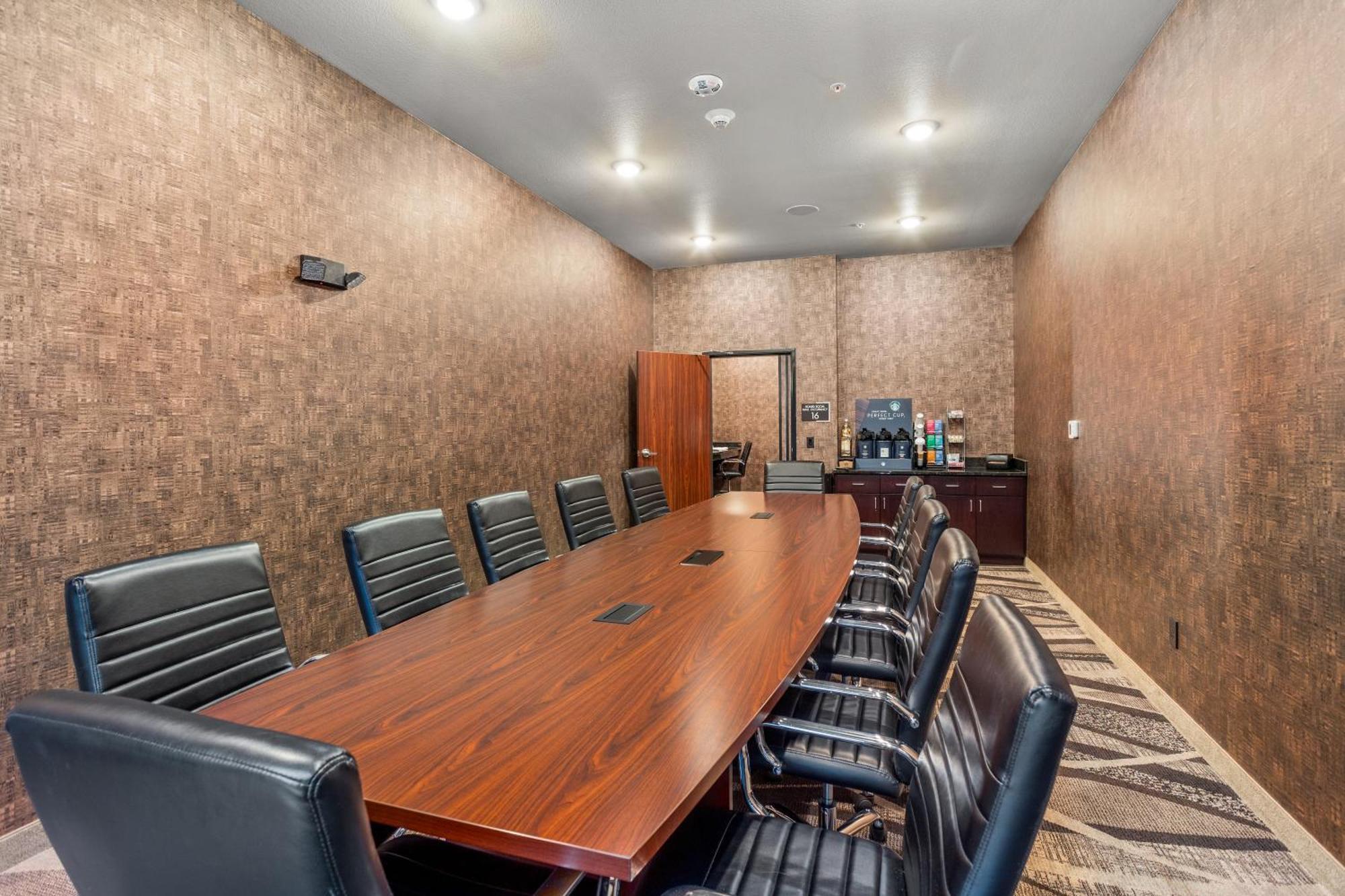 Cobblestone Hotel & Suites - De Pere Green Bay المظهر الخارجي الصورة